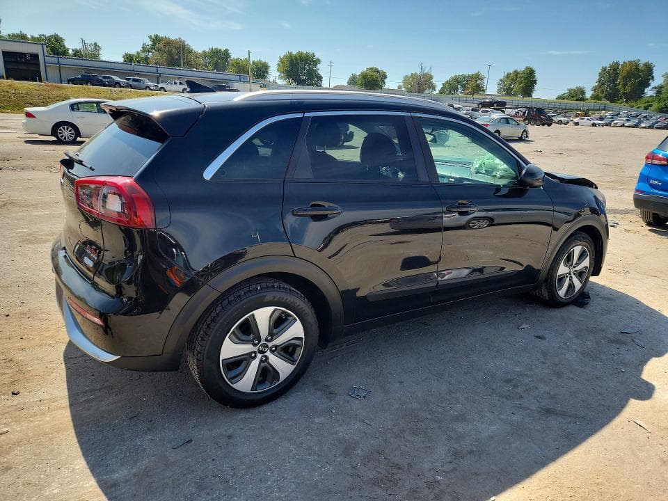 2018 KIA NIRO LX 3