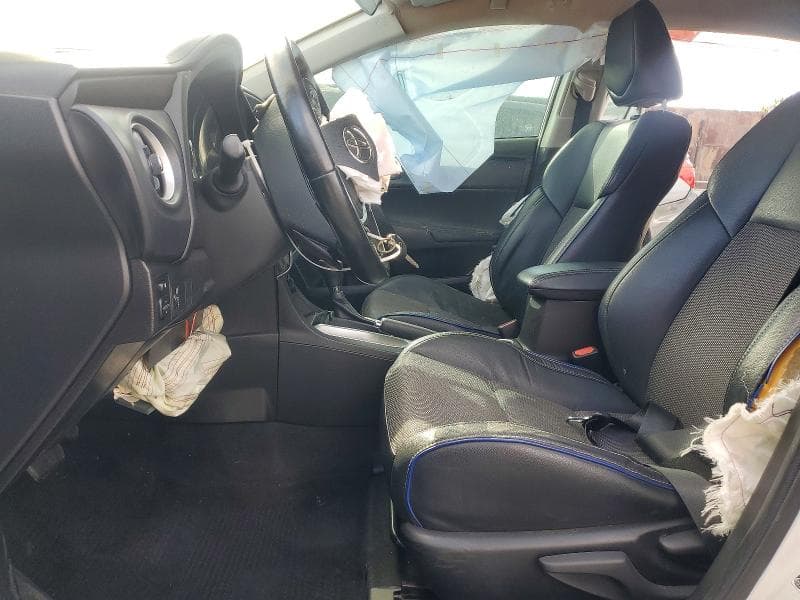 2019 TOYOTA COROLLA SE 7