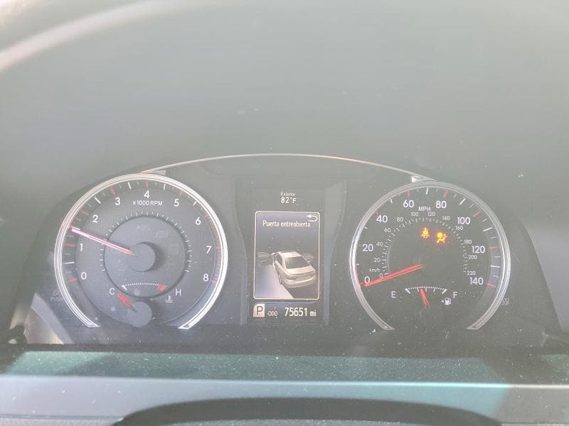 2017 TOYOTA CAMRY SE 9
