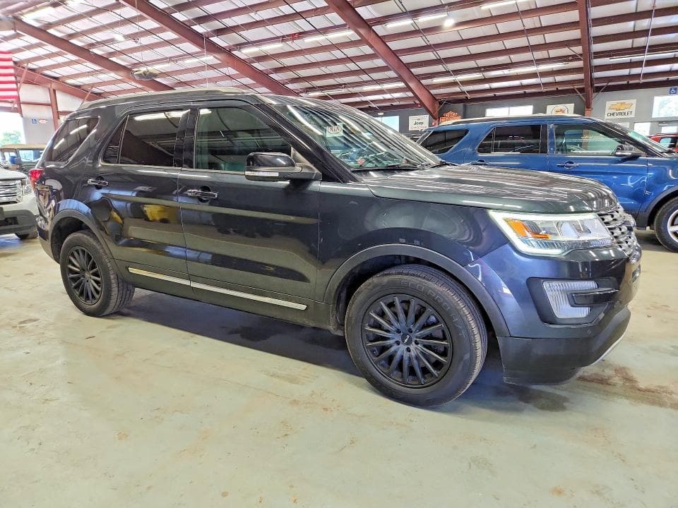 2017 FORD EXPLORER XLT 4
