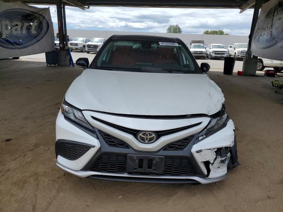 2021 TOYOTA CAMRY XSE 5