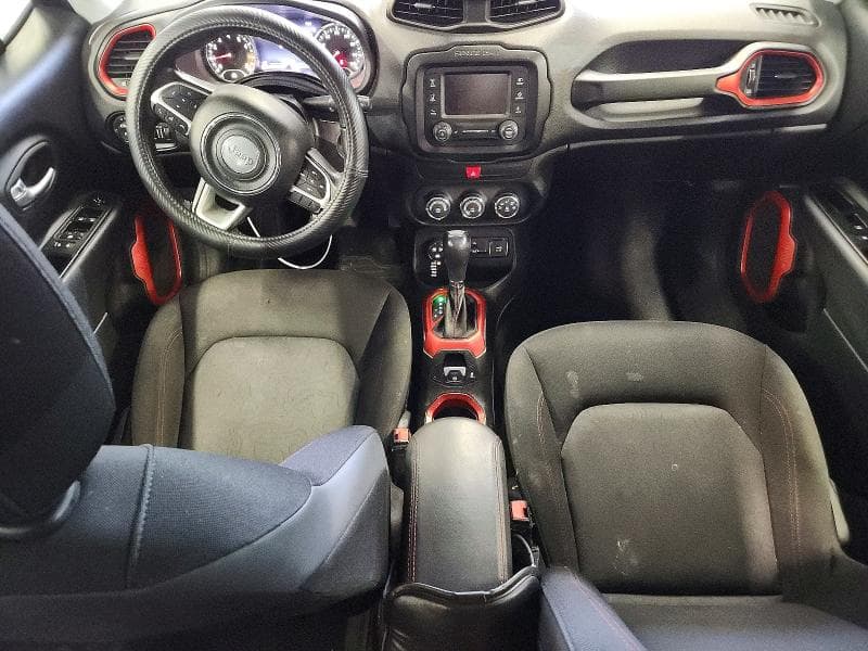 2017 JEEP RENEGADE TRAILHAWK 8
