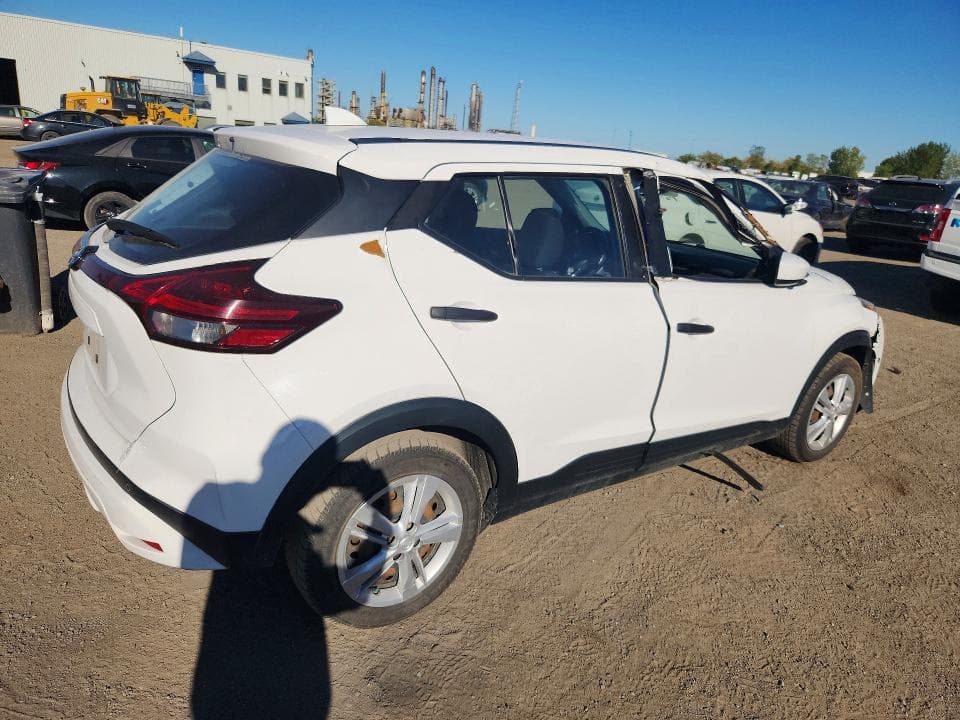 2021 NISSAN KICKS S 3