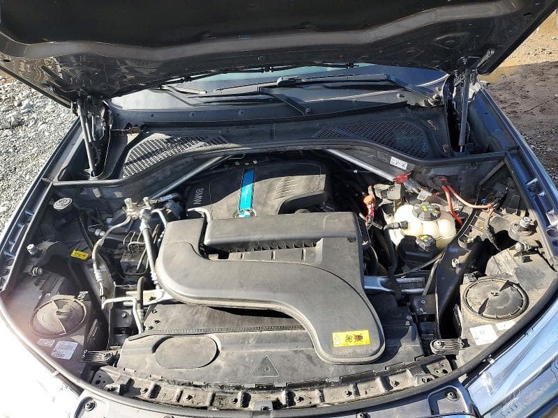 2017 BMW X5 XDR40E 12
