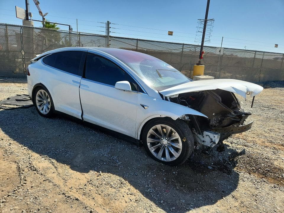 2018 TESLA MODEL X 4