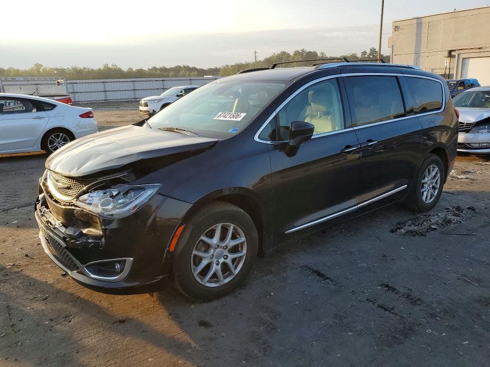 2020 CHRYSLER PACIFICA TOURING L - 1