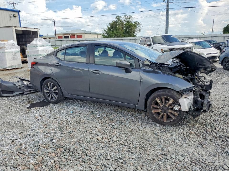 2023 NISSAN VERSA SV 4