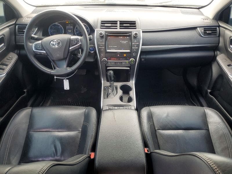 2017 TOYOTA CAMRY HYBRID XLE 8