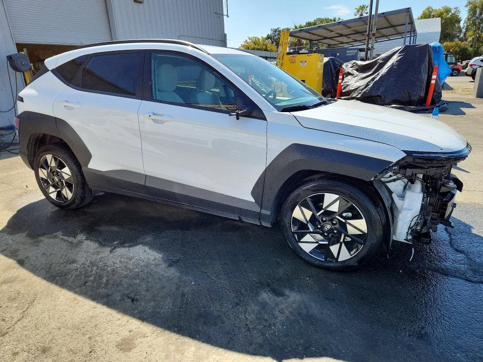 2025 HYUNDAI KONA SEL 4