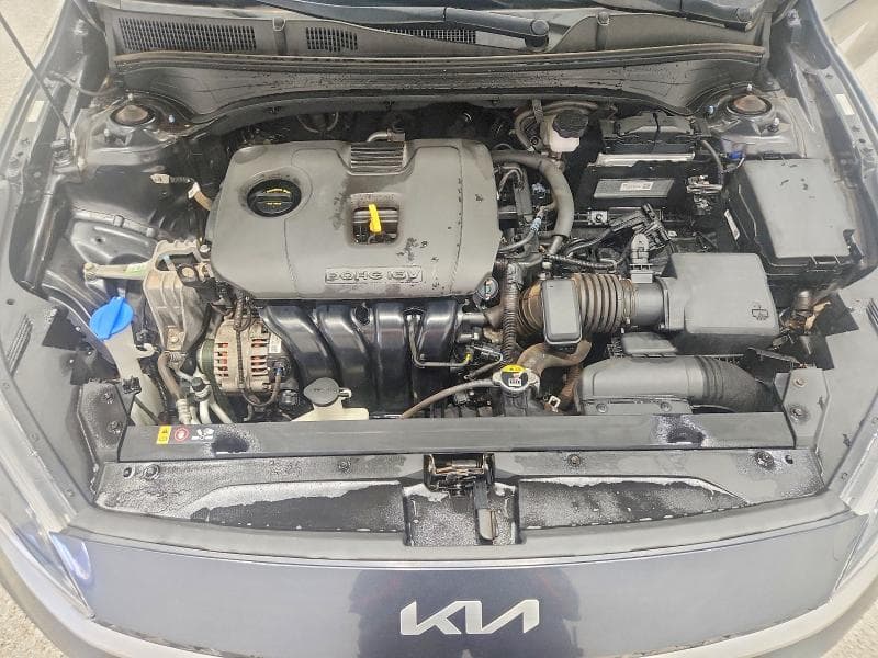 2023 KIA FORTE LXS 11