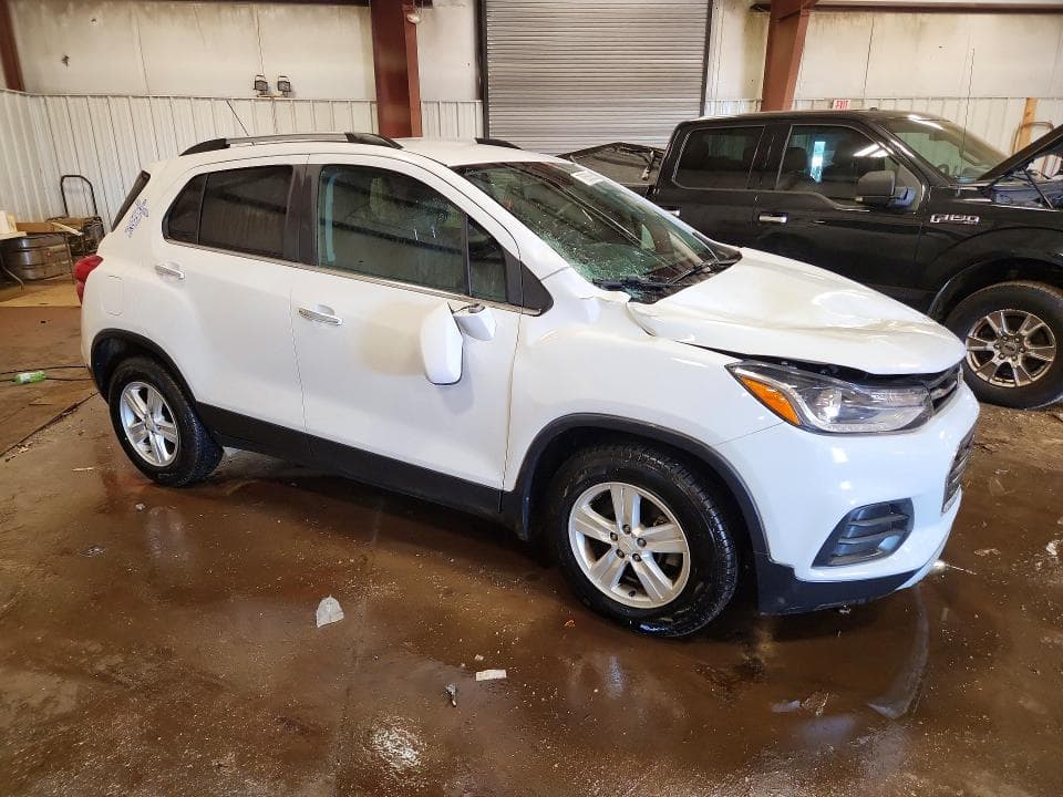 2020 CHEVROLET TRAX 1LT 4