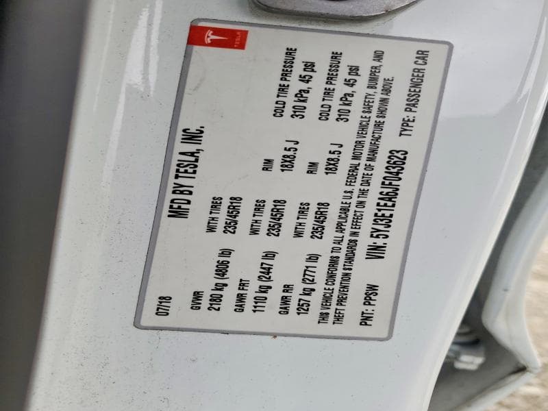 2018 TESLA MODEL 3 13
