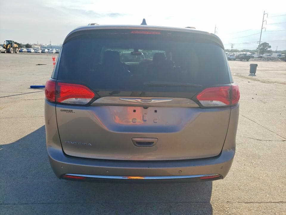 2017 CHRYSLER PACIFICA TOURING L PLUS 6