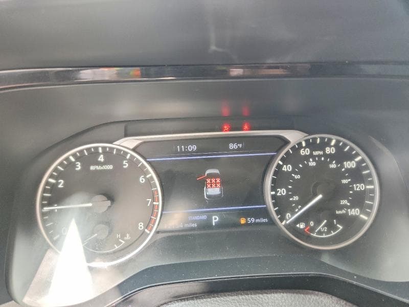 2023 NISSAN PATHFINDER SL 9