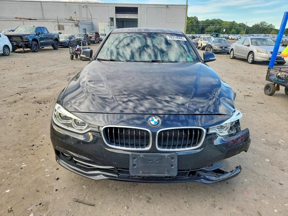 2018 BMW 330 XI 5