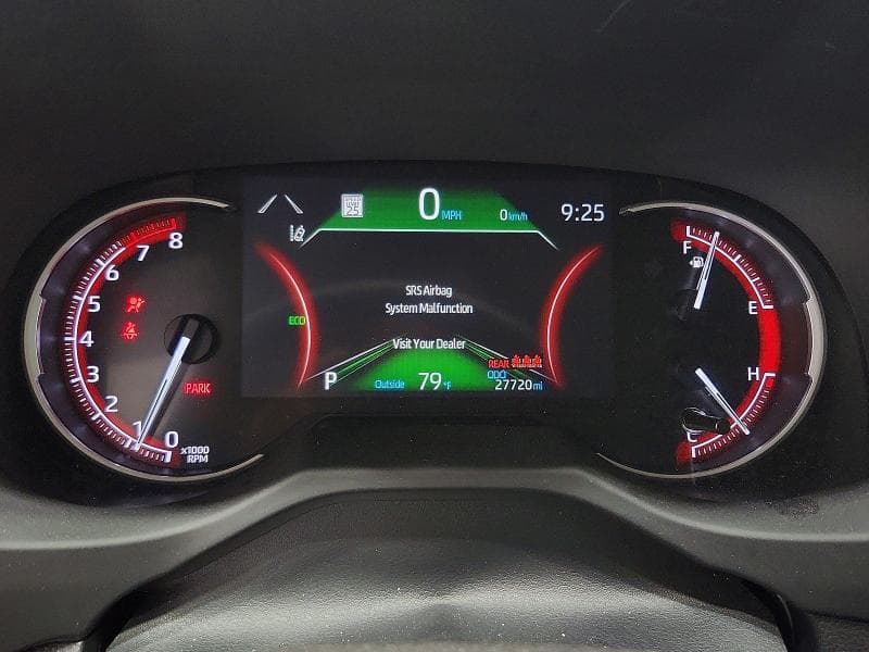 2025 TOYOTA RAV4 LE 9