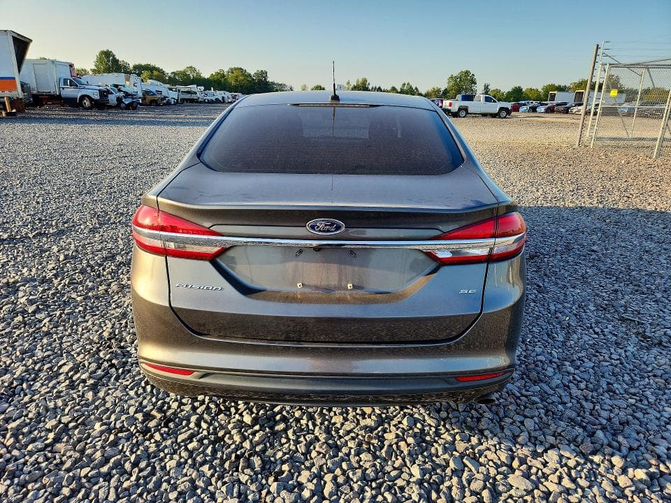2017 FORD FUSION SE 6