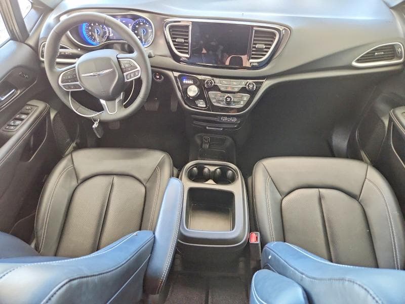 2025 CHRYSLER PACIFICA SELECT 8
