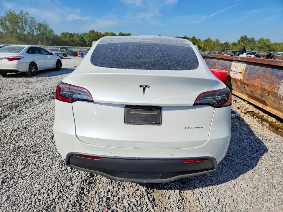 2021 TESLA MODEL Y 6