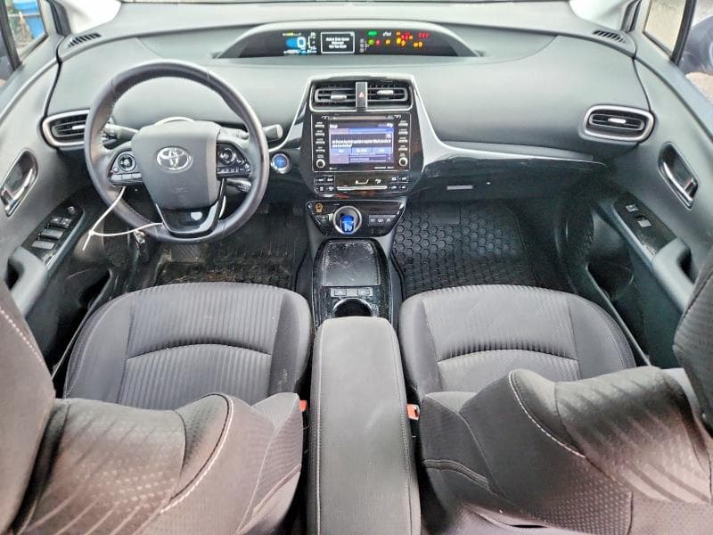 2021 TOYOTA PRIUS PRIME LE 8