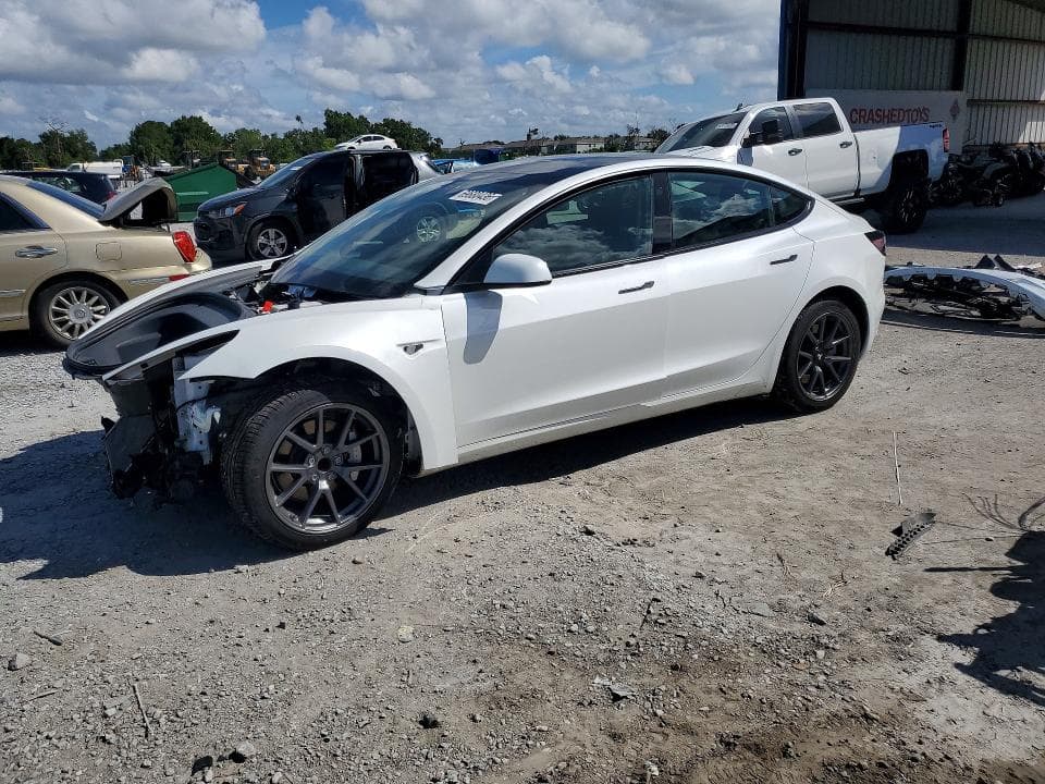 2023 TESLA MODEL 3 - 1
