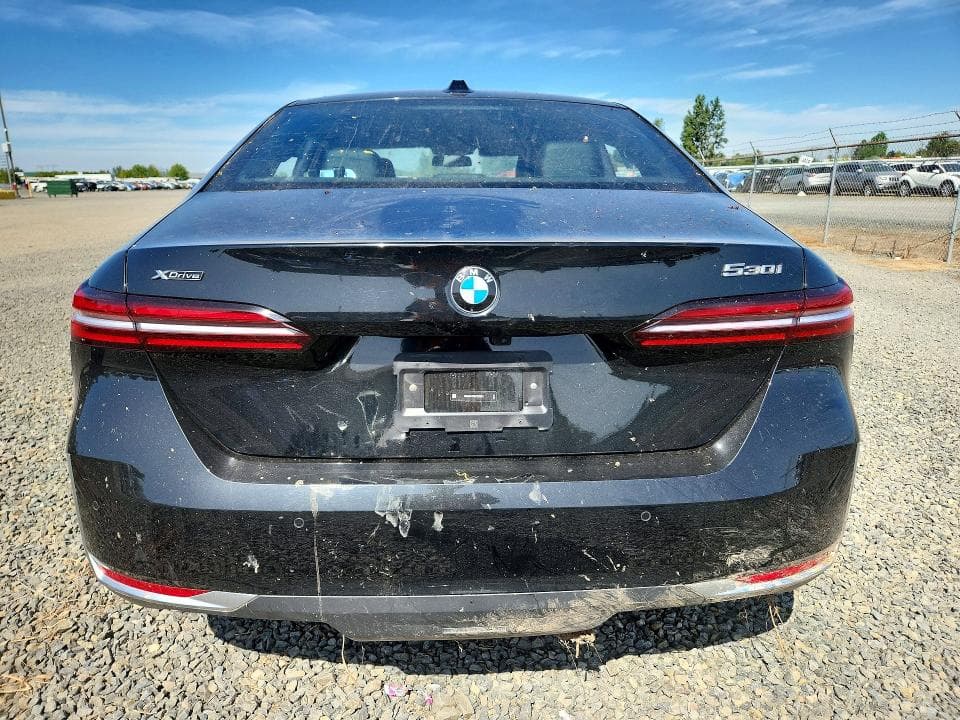 2024 BMW 530 XI 6