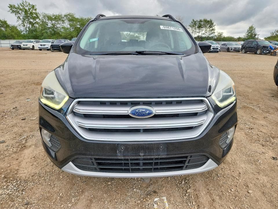 2017 FORD ESCAPE SE 5