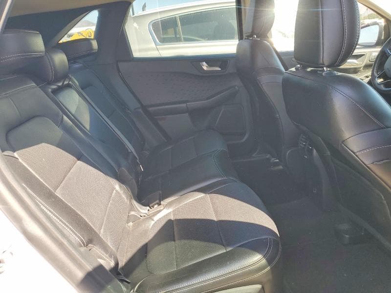 2020 FORD ESCAPE TITANIUM 11