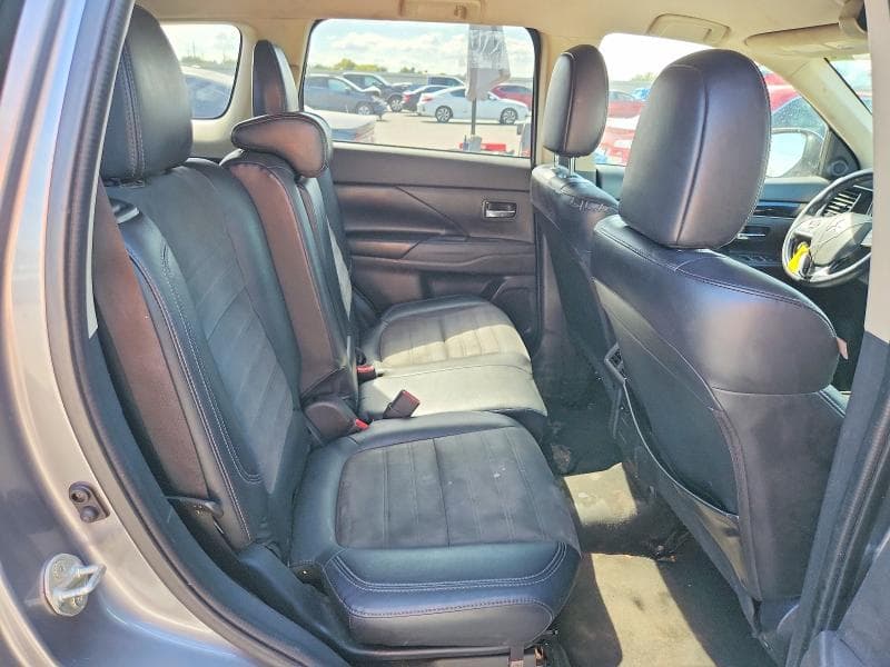 2019 MITSUBISHI OUTLANDER SE 11