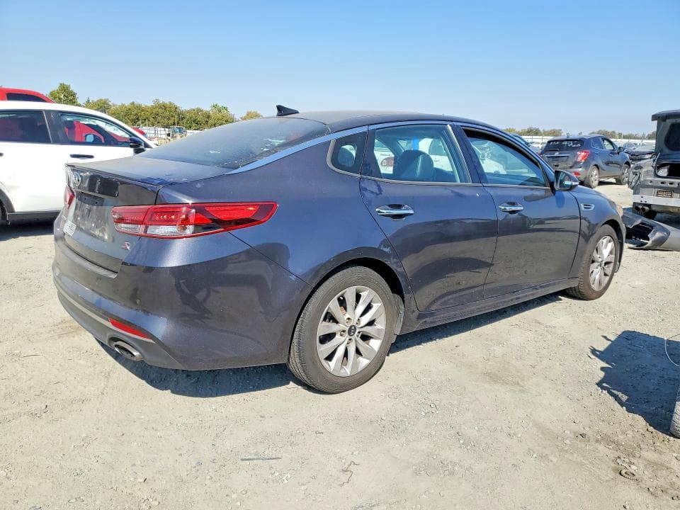 2018 KIA OPTIMA S 3