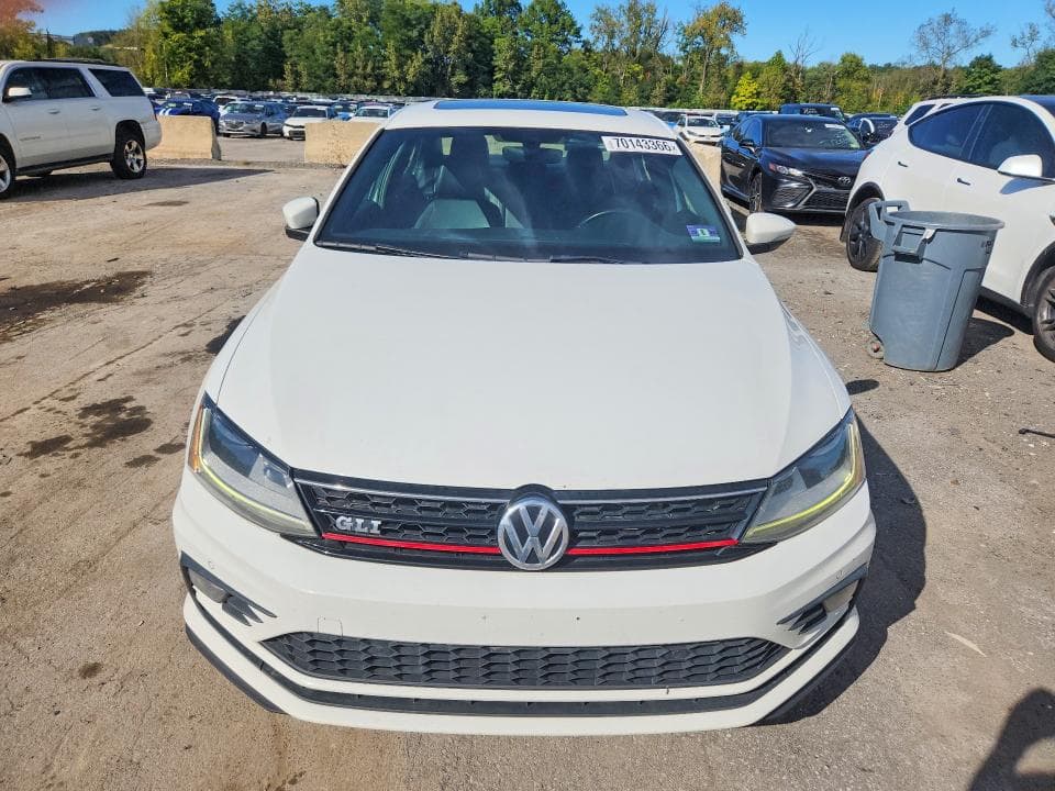 2017 VOLKSWAGEN JETTA GLI 5