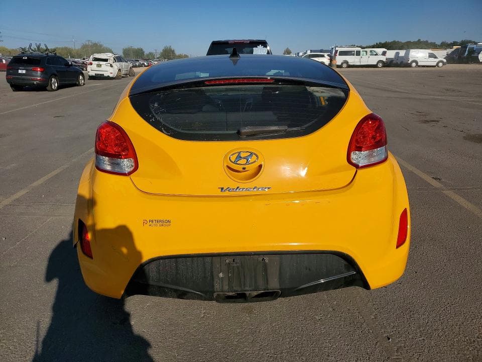2017 HYUNDAI VELOSTER VALUE EDITION 6