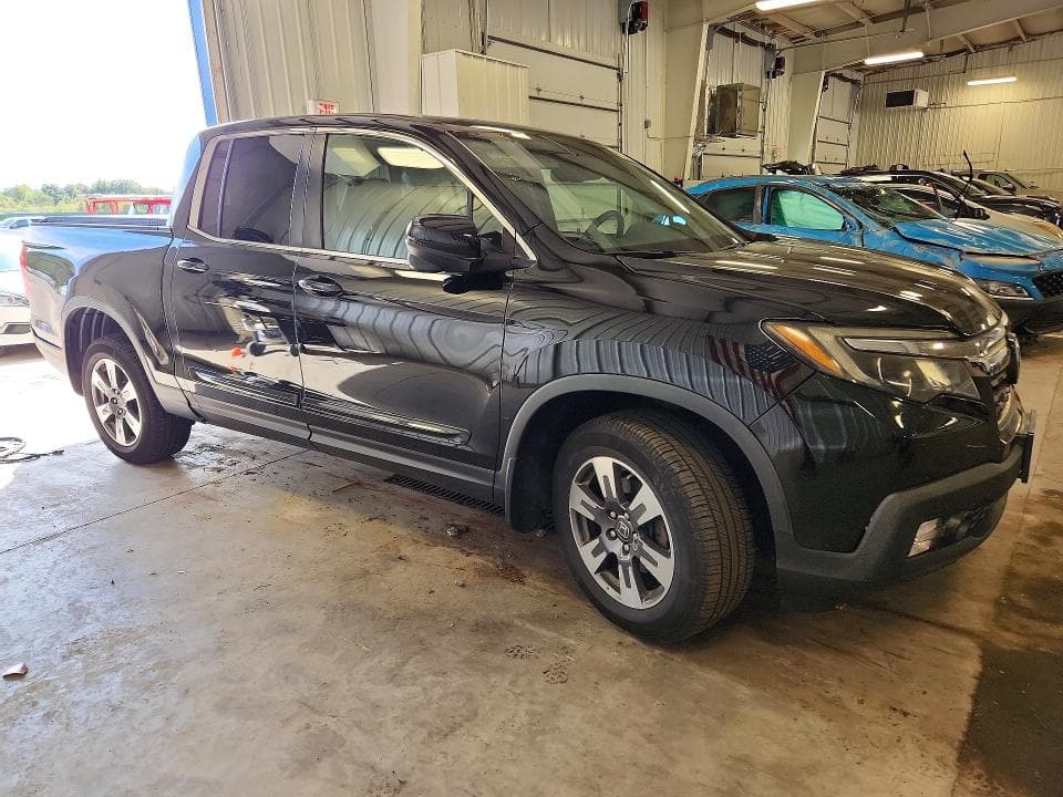 2017 HONDA RIDGELINE RTL 4