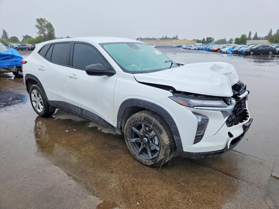 2024 CHEVROLET TRAX LS 4