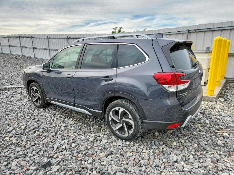 2023 SUBARU FORESTER TOURING 2