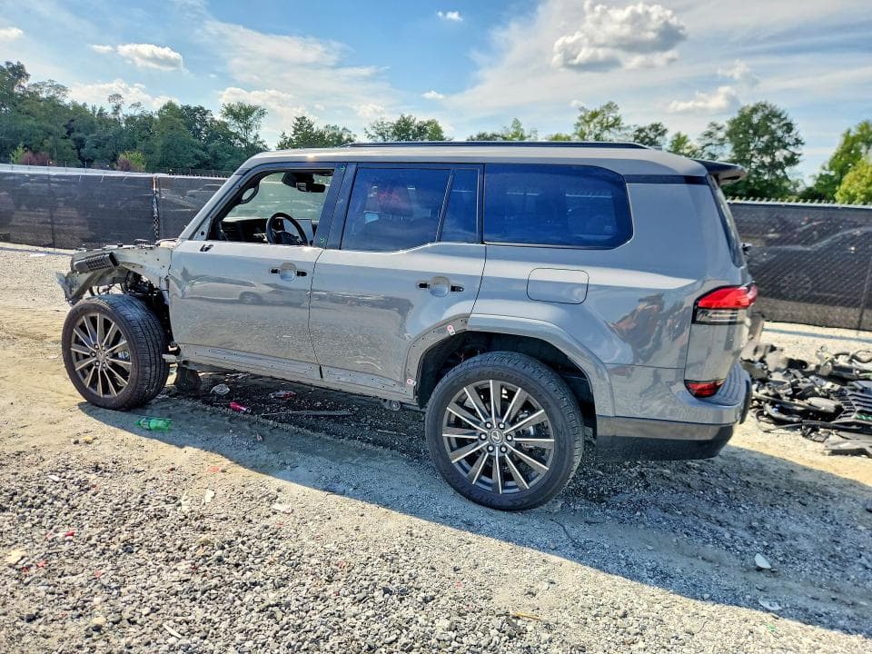 2024 LEXUS GX 550 LUXURY 2