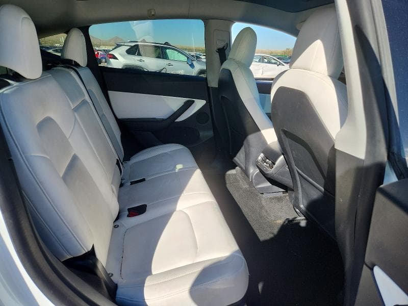 2021 TESLA MODEL Y 10
