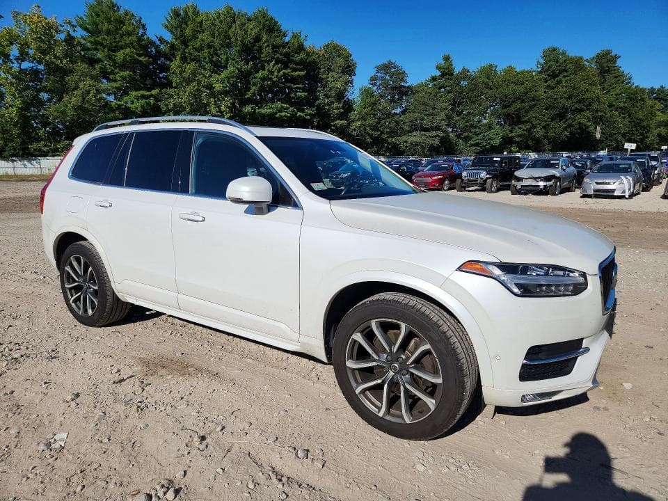 2018 VOLVO XC90 T5 4
