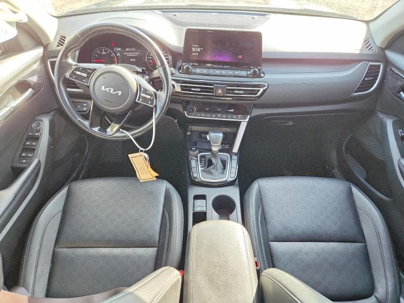 2023 KIA SELTOS EX 8