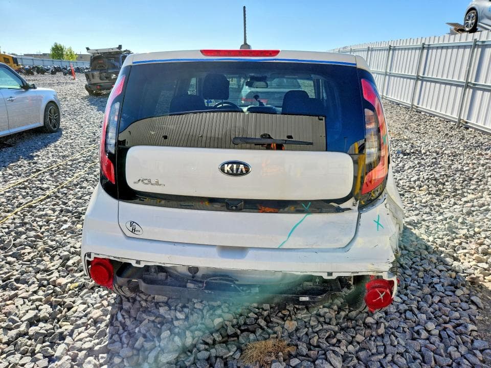 2018 KIA SOUL + 6