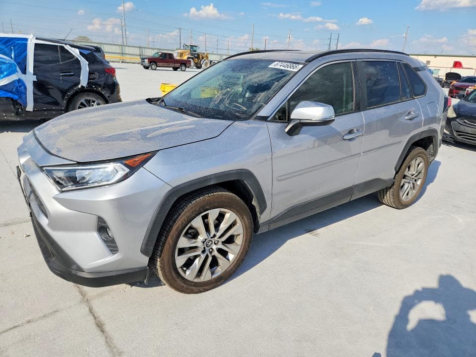 2019 TOYOTA RAV4 XLE PREMIUM - 1