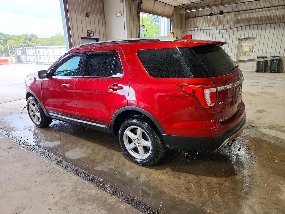 2017 FORD EXPLORER XLT 2