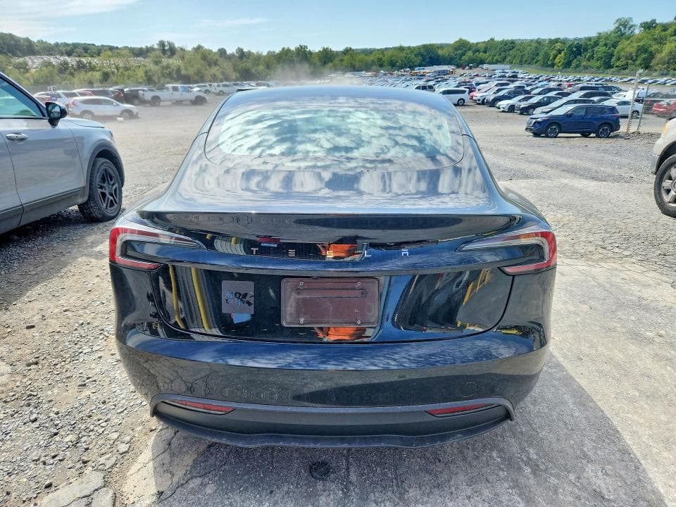 2024 TESLA MODEL 3 6
