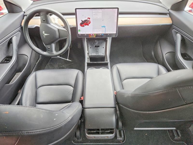 2018 TESLA MODEL 3 8