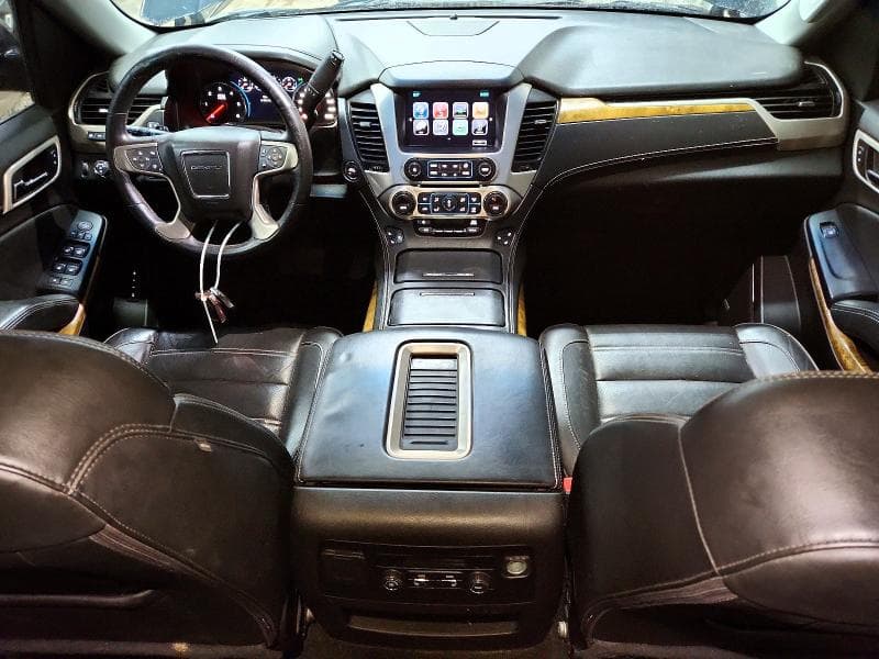 2017 GMC YUKON DENALI 8