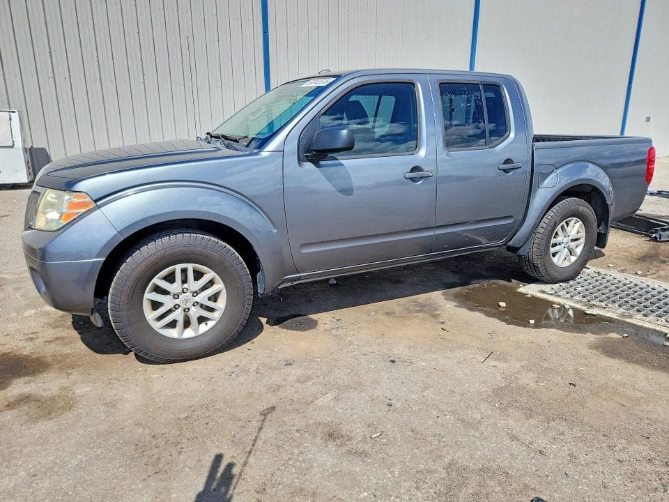 2017 NISSAN FRONTIER SV