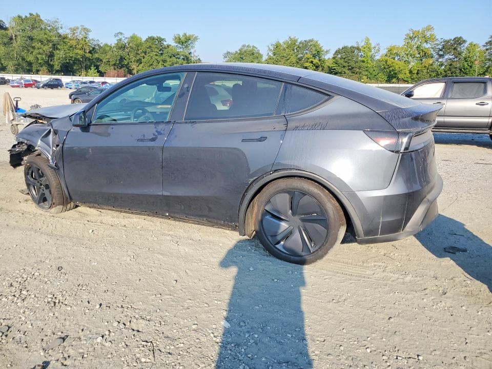 2026 TESLA MODEL Y 2