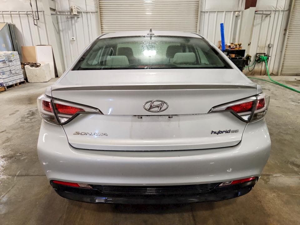 2017 HYUNDAI SONATA HYBRID SE 6