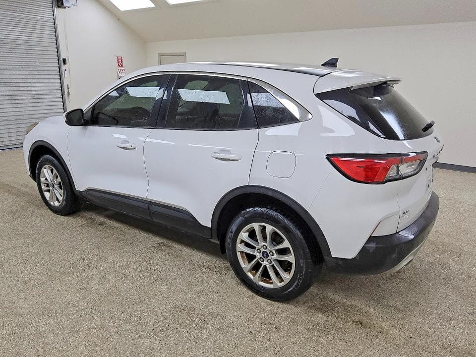 2020 FORD ESCAPE SE 2
