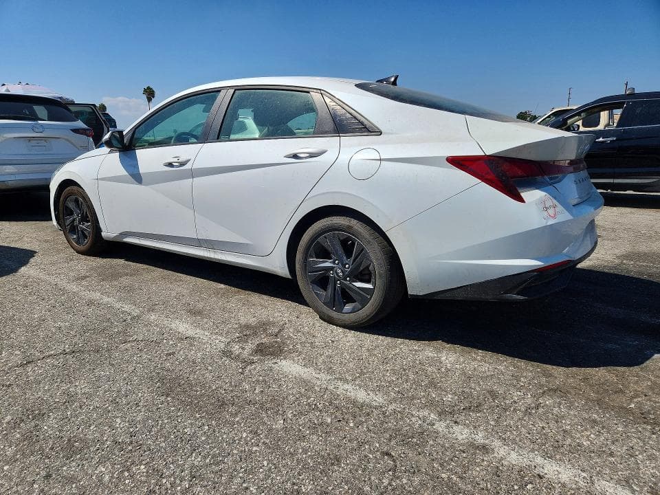 2021 HYUNDAI ELANTRA SEL 2